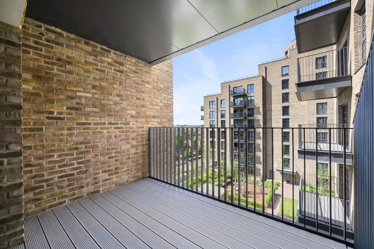 Modern And Chic Apartments At Ferrum Near Wembley Park London Exterior photo