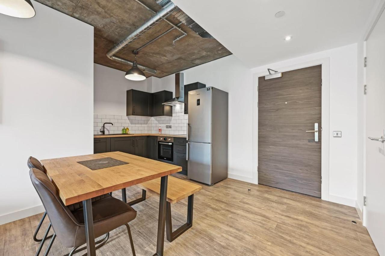 Modern And Chic Apartments At Ferrum Near Wembley Park London Exterior photo
